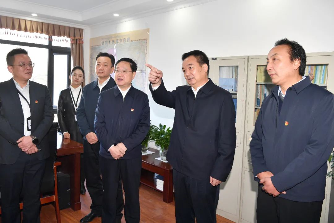 书记2.jpg